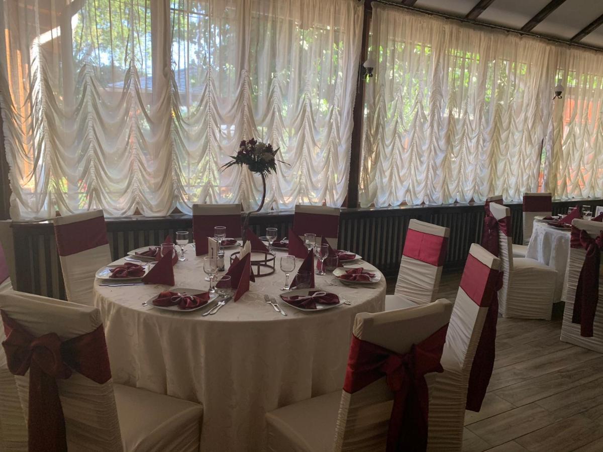 Pensiune Restaurant Rustic Rm Sarat Rimnicu Sarat Εξωτερικό φωτογραφία